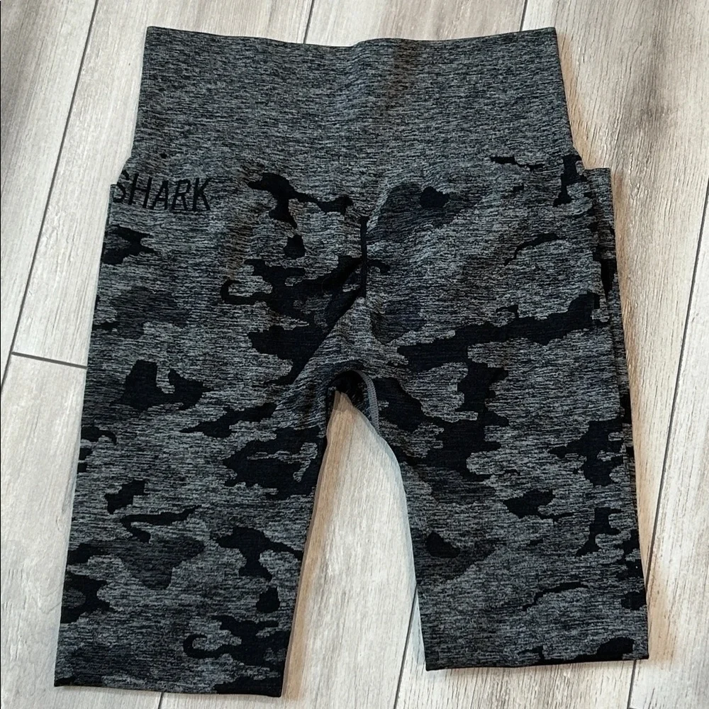 GymShark gray black camo seamless leggings size small